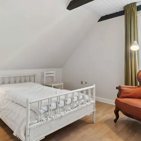 Dom wakacyjny Historic In Charming Nysted