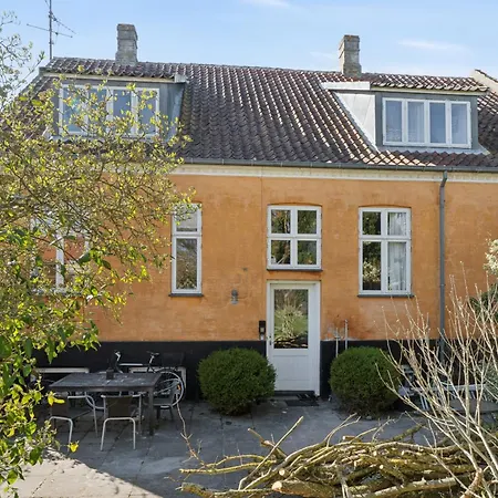 Сasa de vacaciones Historic In Charming Nysted
